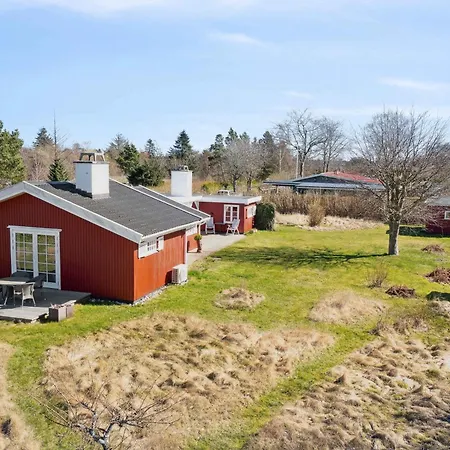 Semesterbostad Family-friendly Cottage, Secluded, 3 Terraces *
