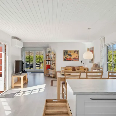 Family-friendly Secluded 3 Terraces * Vejby