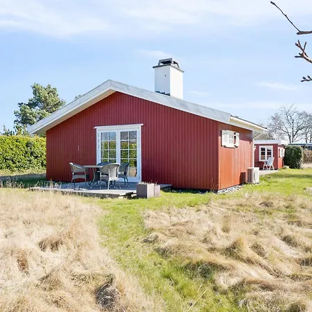 Family-friendly Secluded 3 Terraces Feriehus *