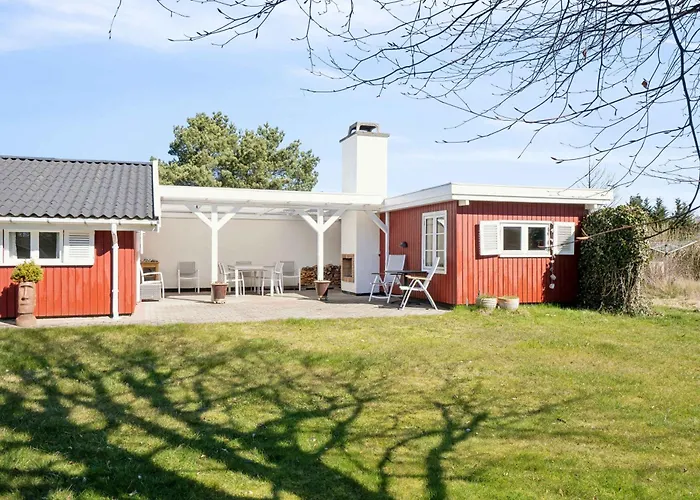 Σπίτι διακοπών Family-friendly Secluded 3 Terraces Vejby